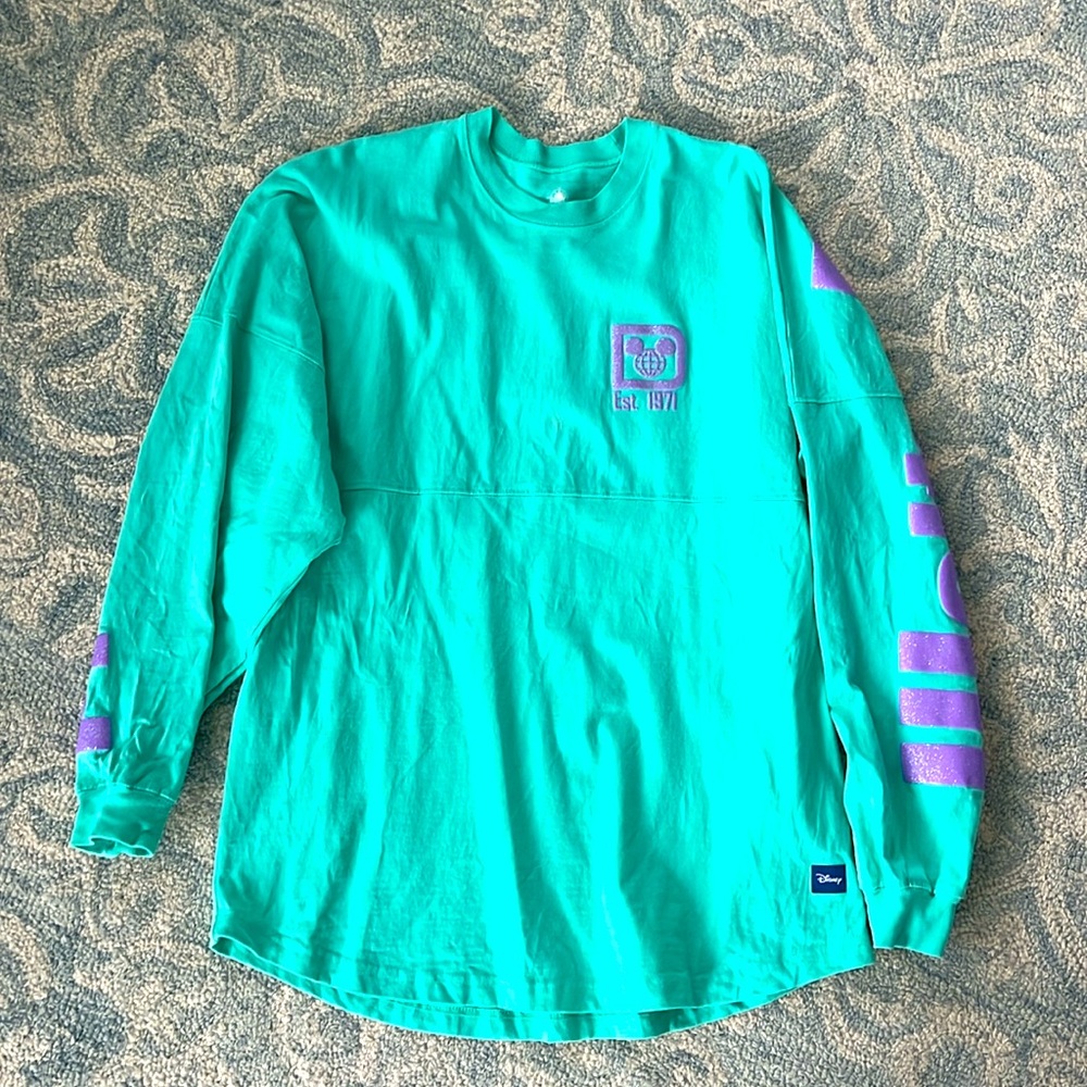 Disney Worold spirit jersey size medium EUC